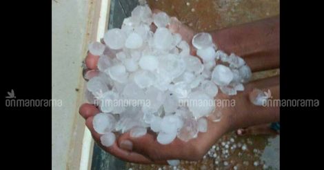 Hailstones batter Sulthan Bathery even when Kerala suffers from intense heat