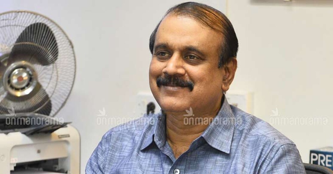 Senkumar 