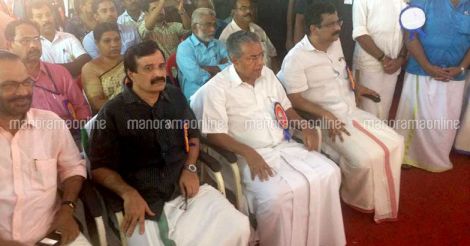 Pinarayi, Raveendranath