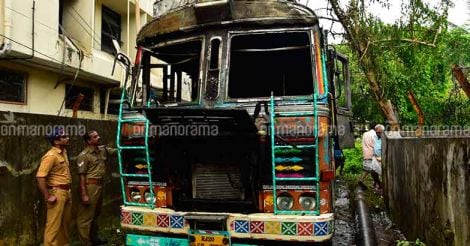 Lorry carrying 20 tons of bleaching powder goes up in flames