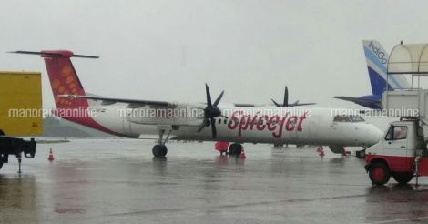 SpiceJet flight skids off runway while landing at Karipur airport
