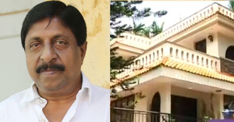 A day after pro-Dileep statements, Sreenivasan's house 'blackened'