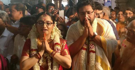 Sabarinadhan gets to married to Divya Iyer