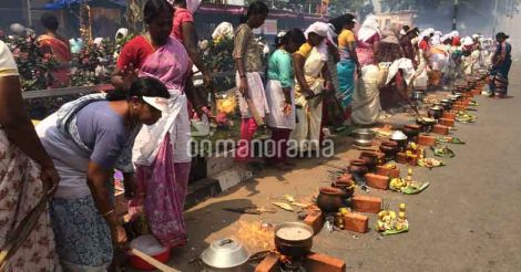 Lakhs take part in Attukal Pongala amid row over Kuthiyottam 