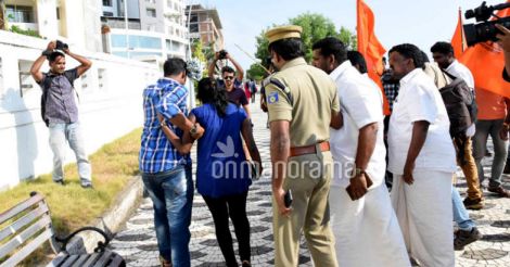 On Women's Day, Shiv Sena unleashes moral policing on couples in Kochi