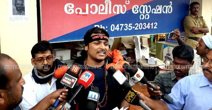 Police stop Rahul Easwar at Nilakkal 
