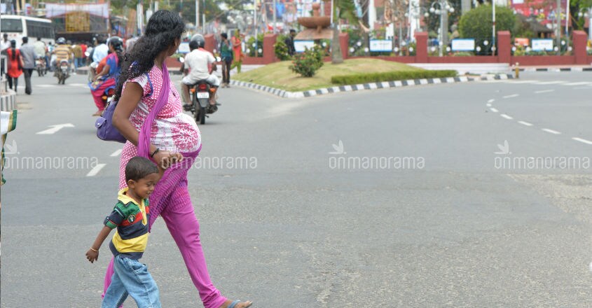 Hero to zero in 3 months: Malayali's manic generosity vanishes after floods Hero to zero in 3 months: Malayali's manic generosity vanishes after floods