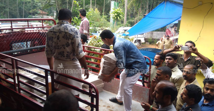 Greed lands rich Kozhikode NRI in counterfeit currency racket Greed lands rich Kozhikode NRI in counterfeit currency racket