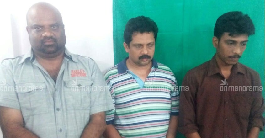 Greed lands rich Kozhikode NRI in counterfeit currency racket Greed lands rich Kozhikode NRI in counterfeit currency racket