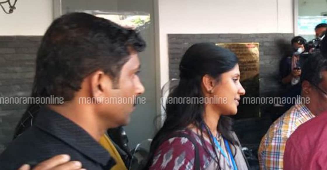 Protests erupt after Deepa Nishanth turns up as Kalolsavam judge Protests erupt after Deepa Nishanth turns up as Kalolsavam judge