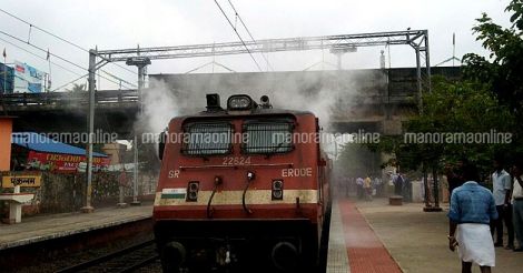 Smoke billows out of Guruvayoor-Ernakulam train, rail traffic hit