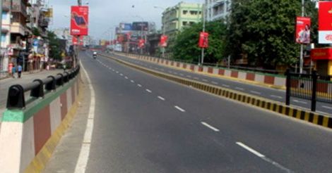 Trade unions strike in Kerala: public transport vehicles off the roads