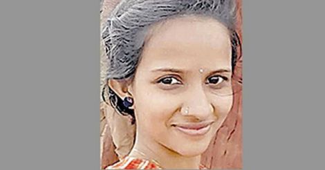 Woman goes missing as sea swell threatens Kerala coast