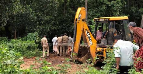 High alert in Thrissur as phenol tanker overturns in Thrissur