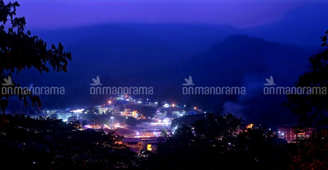 Sabarimala row: Hindu outfits call for hartal in Kerala