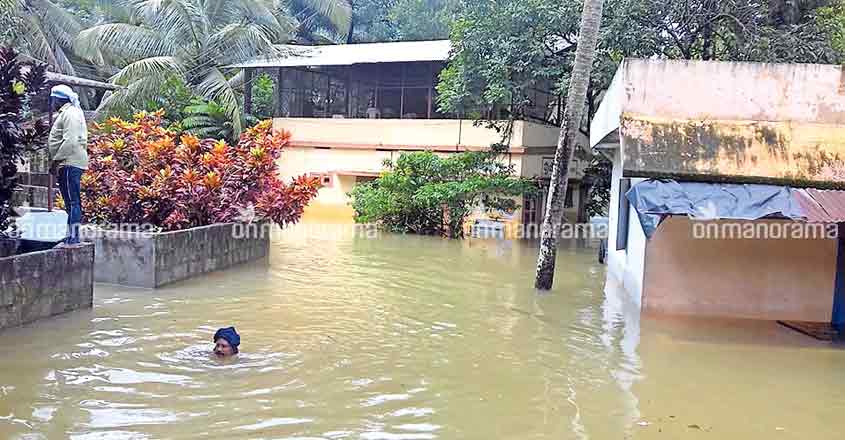 Death toll climbs to 14 as rain wreaks havoc in Kerala | Kerala rain ...