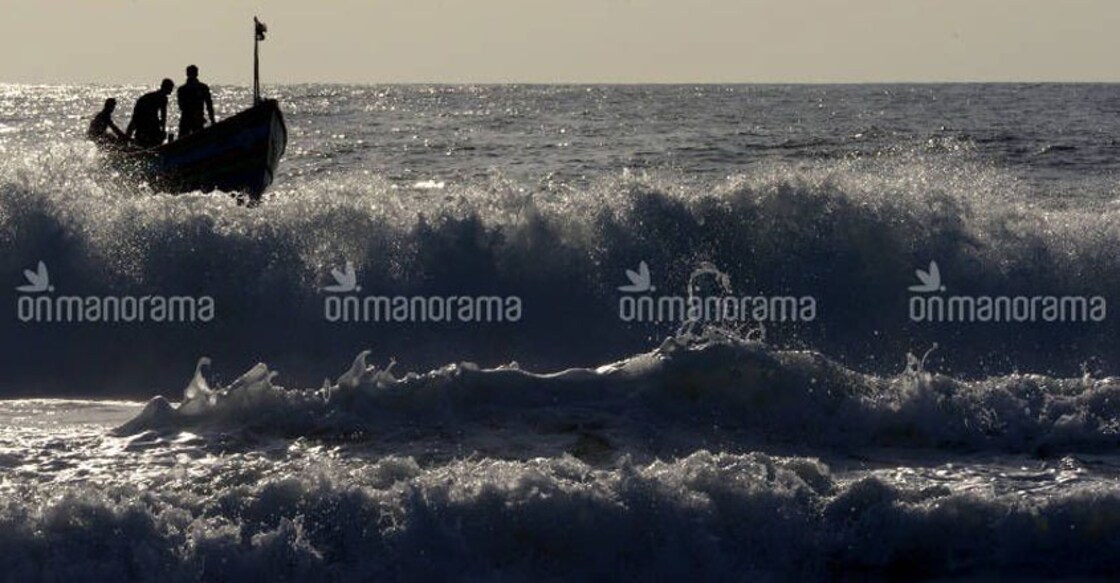 9 Indian fishermen flee Yemen to escape sponsor, reach Kochi after 10 days in sea