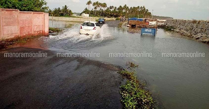 Tidal Rip Eats Up 40 Per Cent Of Kerala Coastline In 25 Years | Arabian ...