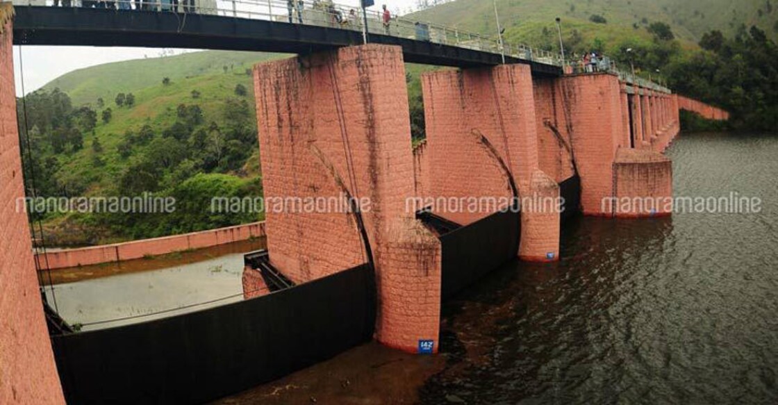 Mullaperiyar Dam safe, but Centre okay with construction of new dam too
