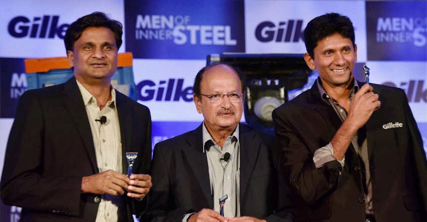 Wadekar with Srinath and Venkatesh Prasad Wadekar with Srinath and Venkatesh Prasad