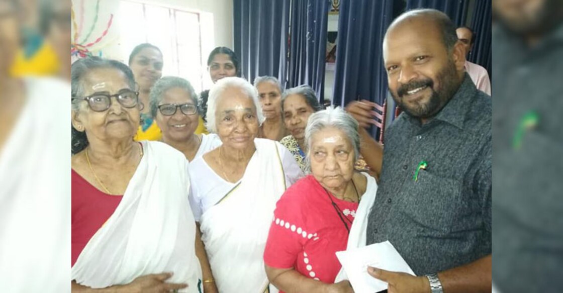 Old age home residents chip in with contribution to CM's relief fund