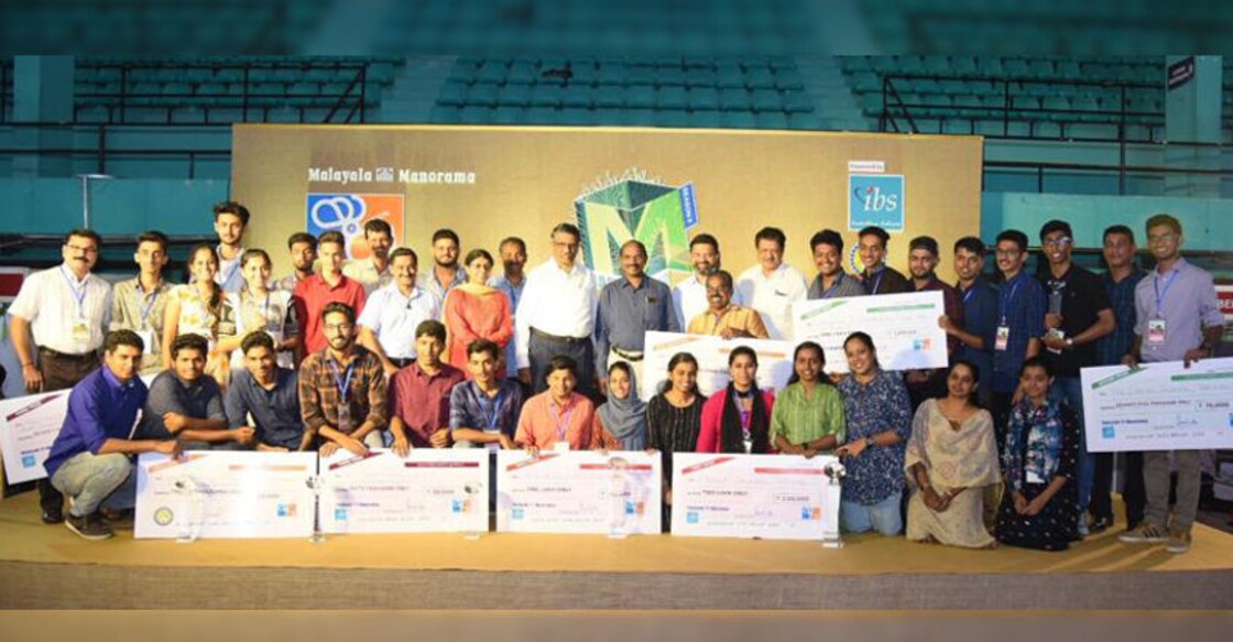 ISRO chairman Dr K Sivan with Yuva Mastermind winners