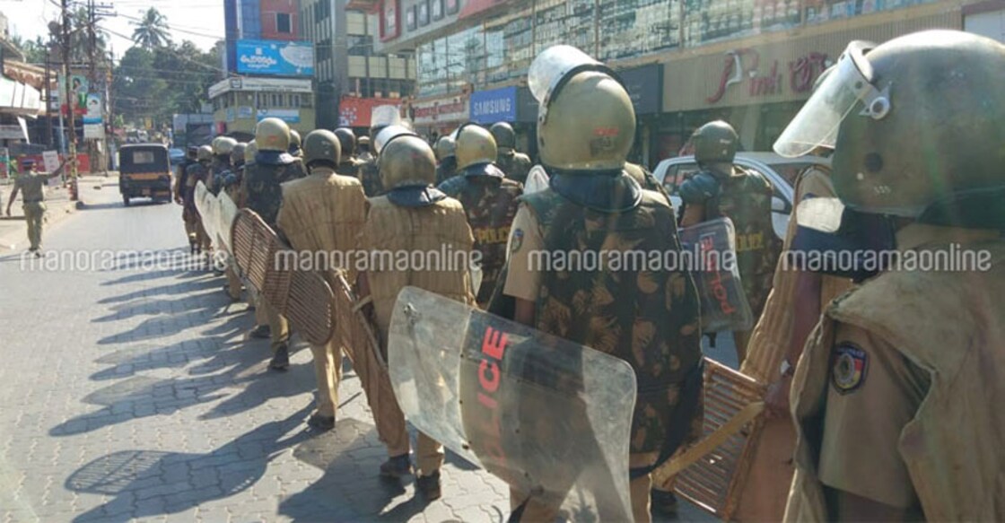 Blame game follows violence in Kozhikode villages over Sabarimala issue