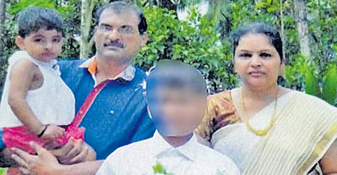 Jolly's aide Johnson hands over Sily's gold to police