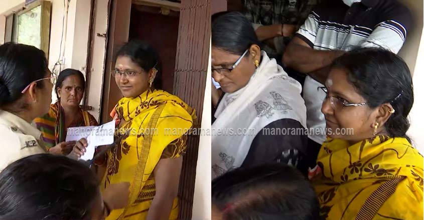 Sabarimala pilgrimage: Ten young women from Andhra stopped by police Sabarimala pilgrimage: Ten young women from Andhra stopped by police