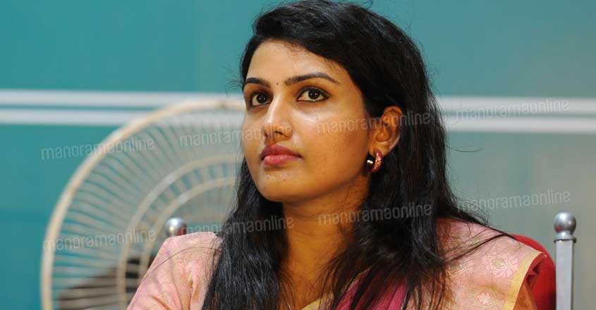 Devikulam sub-collector Renu Raj to take on political detractors in court