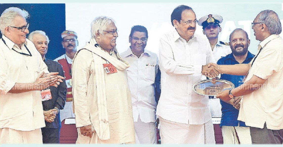 Nostalgic reunion for former members on Balajanasakhyam anniversary