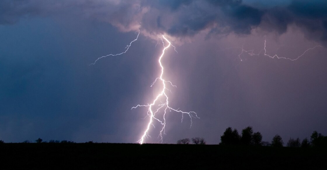 Severe thunder showers forecast in Kerala: Precautions you should take Severe thunder showers forecast in Kerala: Precautions you should take