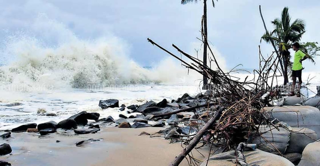 Kerala to switch to geo-tubes for coastal conservation