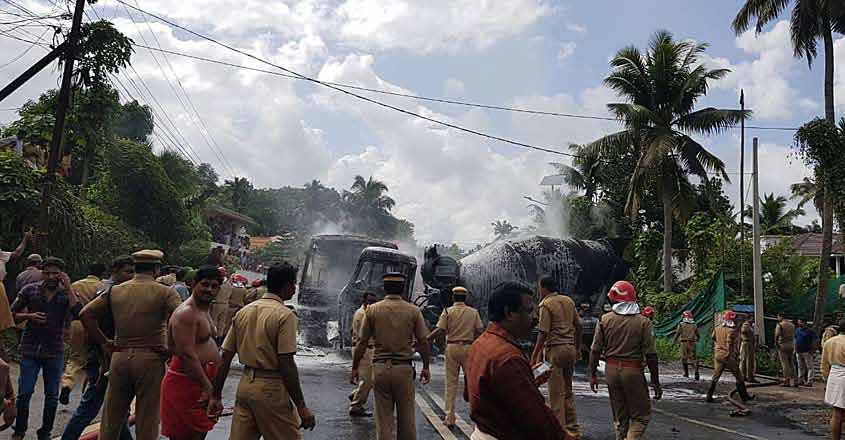 kollam-bus-fire-2 kollam-bus-fire-2