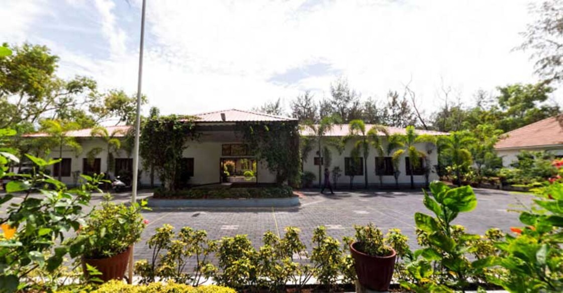 Malayalam University: Opposition brings out more charges