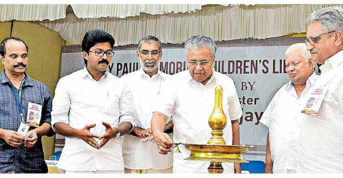 Children should be on guard against new media: Pinarayi Vijayan Children should be on guard against new media: Pinarayi Vijayan