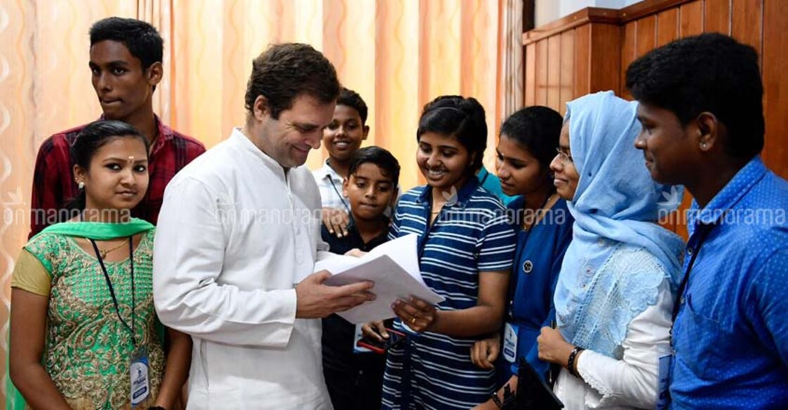 Wayanad voters make a beeline for handing over petitions to Rahul Wayanad voters make a beeline for handing over petitions to Rahul