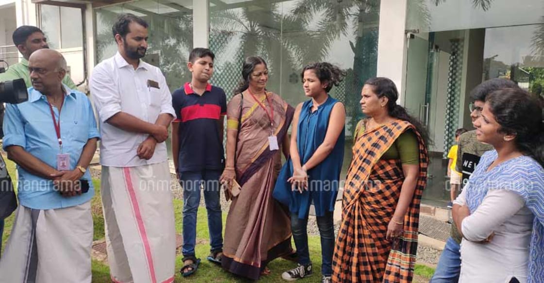 Friends blame us for floods, children in Maradu flat tell child welfare panel