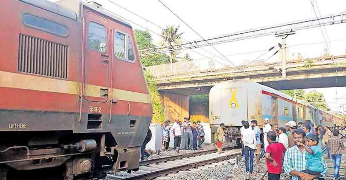 Scary time for riders as train engine decouples from coaches thrice on the run