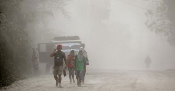 Lava Gushes From Philippine Volcano As Ash Spreads To Manila | World ...