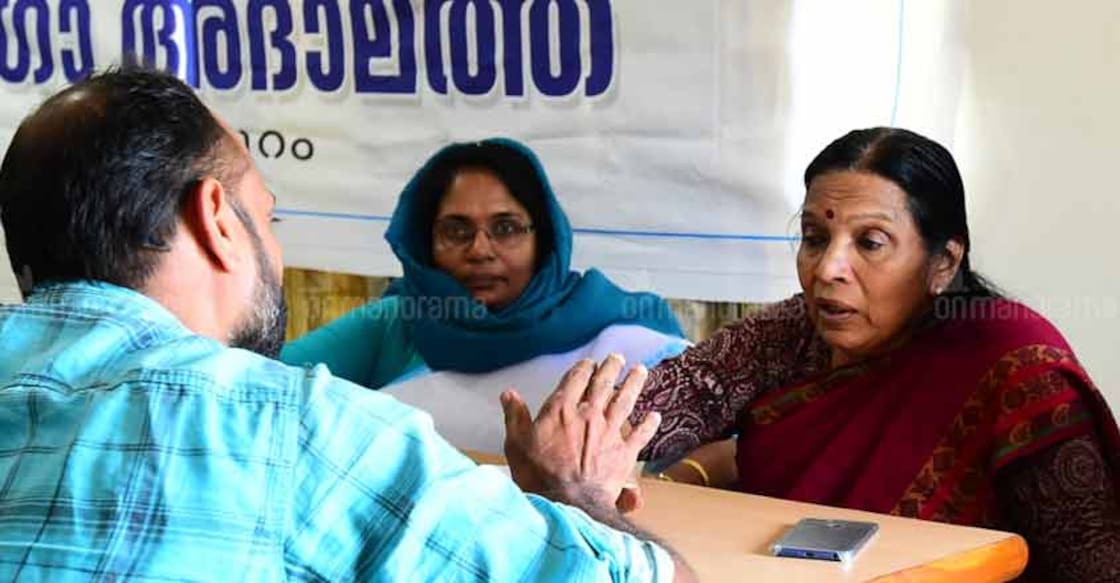 Kerala Women's Commission takes up case against auto driver for misbehaving with its member  Shahida Kamal