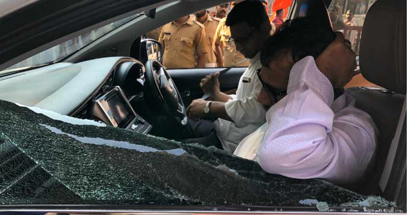 Muthoot finance MD suffers head injury in attack by alleged CITU men Muthoot finance MD suffers head injury in attack by alleged CITU men