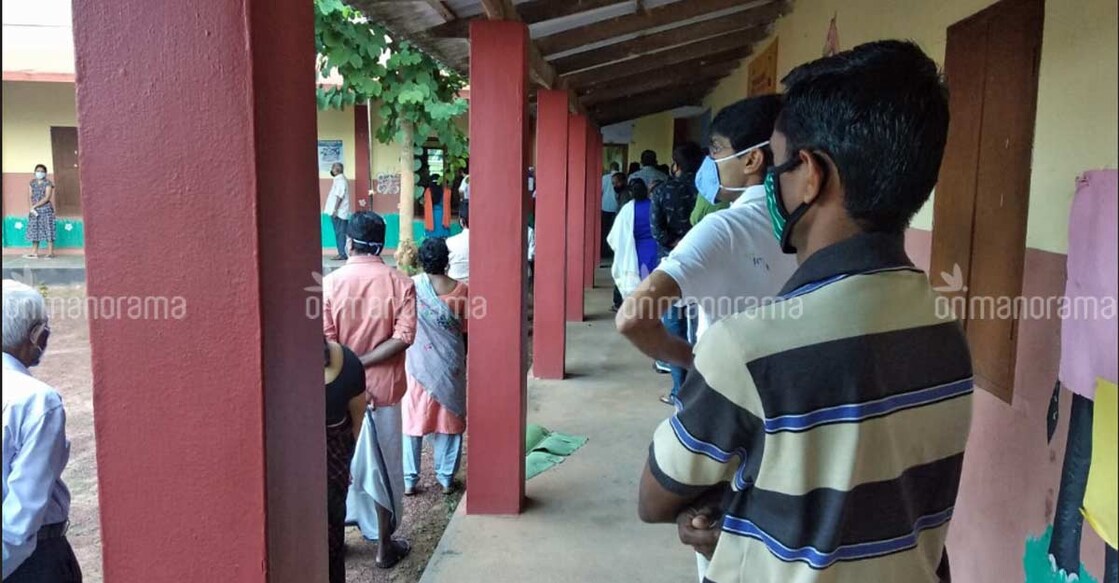 Higher voter turnout in second phase buoys hopes of UDF more than LDF