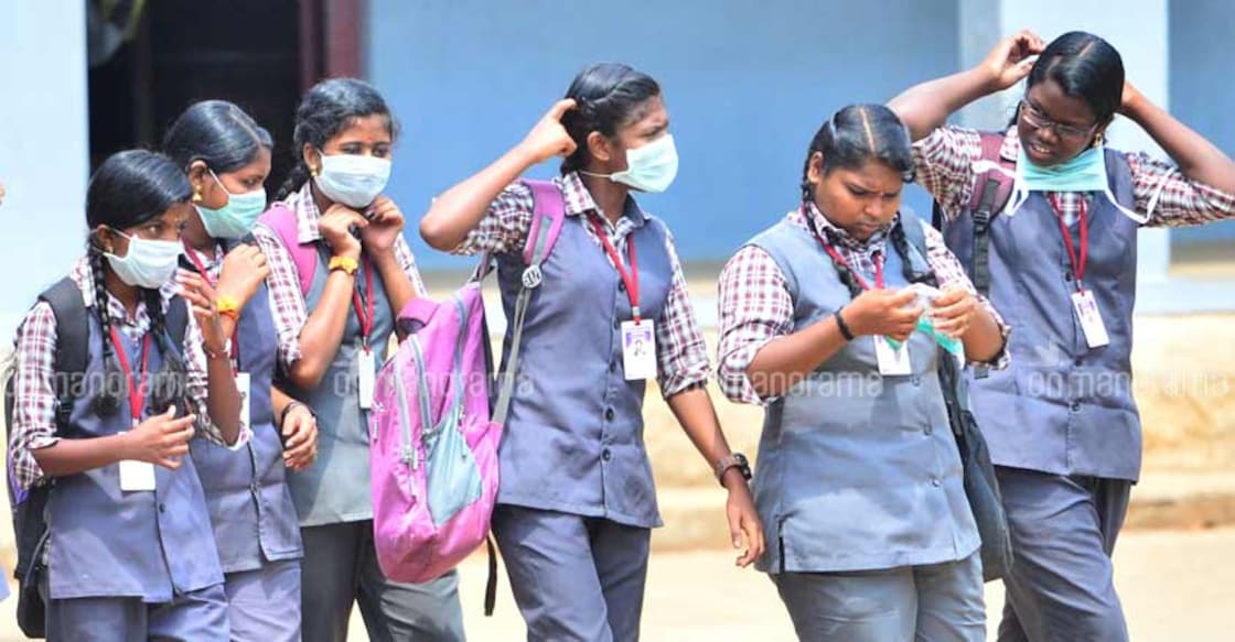 pathanamthitta-school-students-mask pathanamthitta-school-students-mask