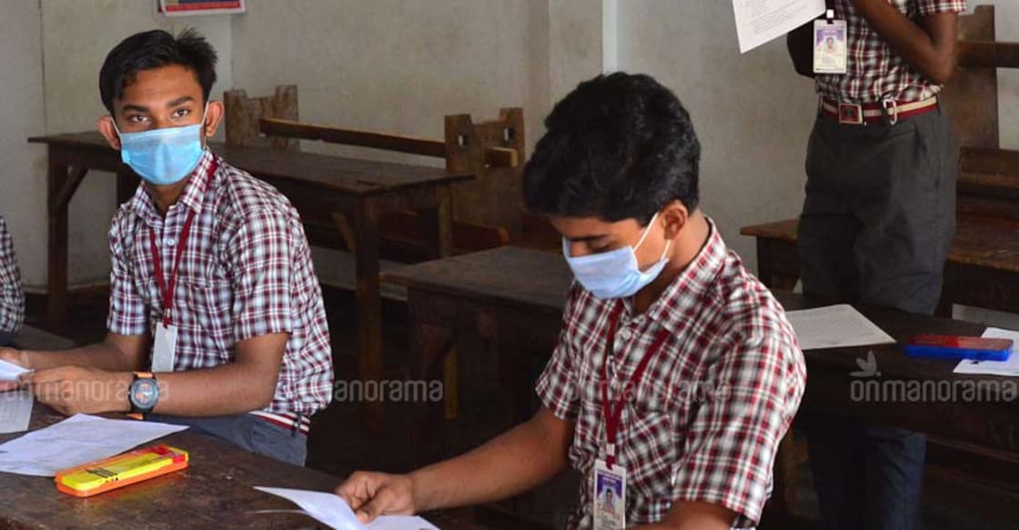 SSLC, higher secondary exams: Quarantined students to wear triple-layer masks SSLC, higher secondary exams: Quarantined students to wear triple-layer masks