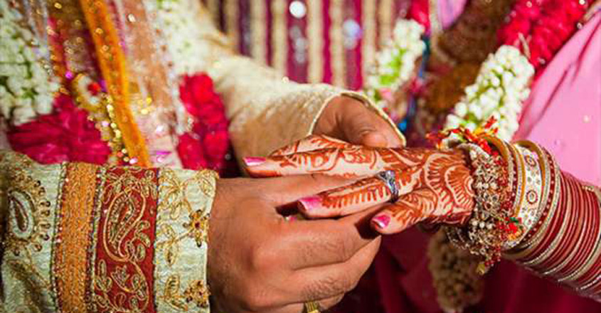 Wary of COVID-19 curbs, Keralite couples tie the knot in the Gulf