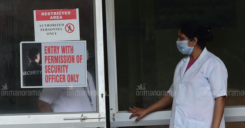 62-year-old woman tests negative in Pathanamthitta after 42 days 62-year-old woman tests negative in Pathanamthitta after 42 days
