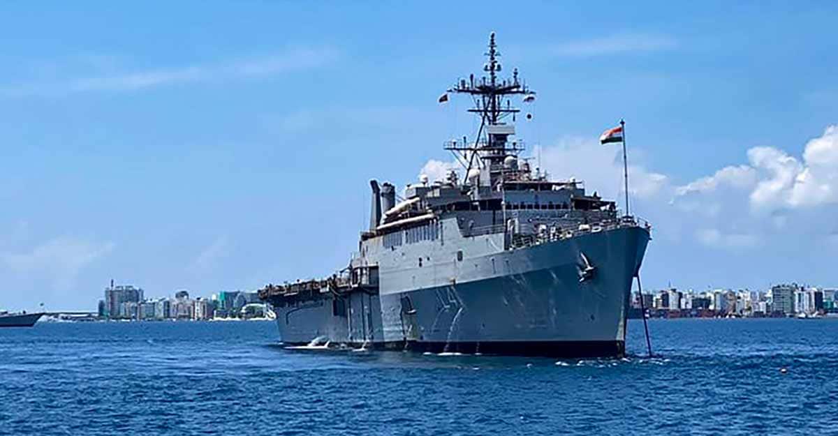 PTI07-05-2020_000102B The Navy dispatched two ships, INS Jalashwa and INS Magar. Image: Twitter/@HCIMaldives.