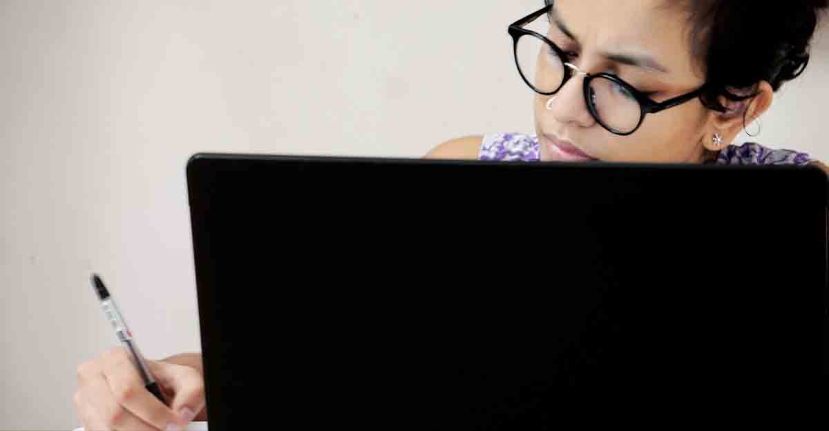 college-online-class-teaching