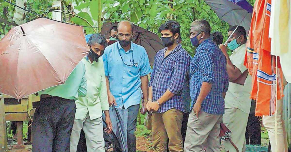 Snakebite murder: Sooraj sold Uthra’s gold ornaments, splurged on lavish living Snakebite murder: Sooraj sold Uthra’s gold ornaments, splurged on lavish living